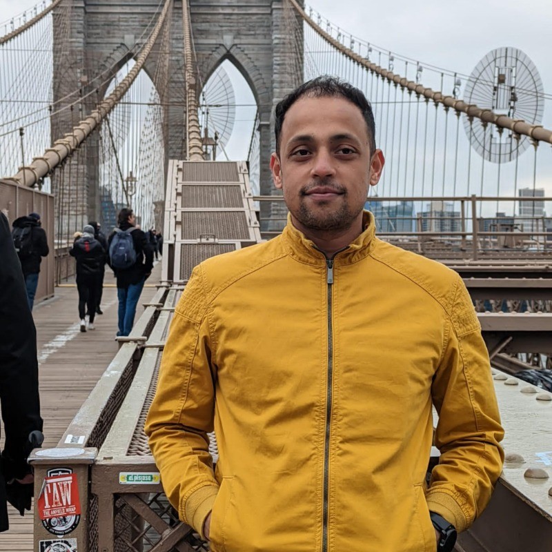 Shri Akshay Tripathi